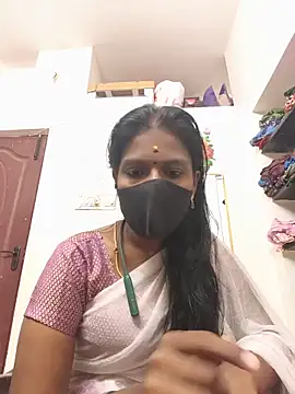 Snapshot of Tamil_Yalini12 chatting on 06/14/26, 02:46 Tamil Yalini12 online show from 06/14/26, 02:46