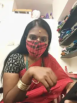 Snapshot of Tamil_Yalini12 chatting on 06/27/26, 01:17 Tamil Yalini12 online show from 06/27/26, 01:17