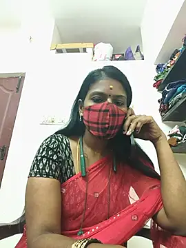 Snapshot of Tamil_Yalini12 chatting on 06/28/26, 02:28 Tamil Yalini12 online show from 06/28/26, 02:28
