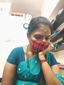 Snapshot of Tamil_Yalini12 chatting on 06/29/26, 03:57 Tamil Yalini12 online show from 06/29/26, 03:57