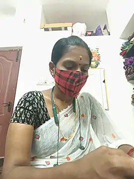 Snapshot of Tamil_Yalini12 chatting on 06/30/26, 03:51 Tamil Yalini12 online show from 06/30/26, 03:51