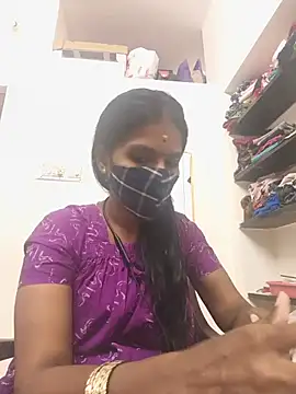 Snapshot of Tamil_Yalini12 chatting on 07/11/26, 11:24 Tamil Yalini12 online show from 07/11/26, 11:24