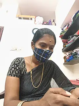 Snapshot of Tamil_Yalini12 chatting on 07/13/26, 05:43 Tamil Yalini12 online show from 07/13/26, 05:43
