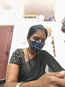 Snapshot of Tamil_Yalini12 chatting on 07/13/26, 05:49 Tamil Yalini12 online show from 07/13/26, 05:49