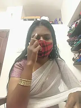 Snapshot of Tamil_Yalini12 chatting on 07/16/26, 02:17 Tamil Yalini12 online show from 07/16/26, 02:17