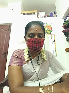 Snapshot of Tamil_Yalini12 chatting on 07/16/26, 04:46 Tamil Yalini12 online show from 07/16/26, 04:46