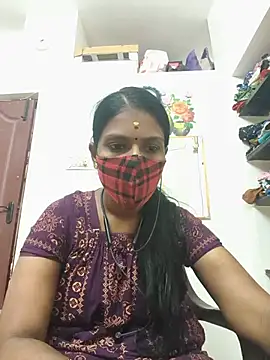 Snapshot of Tamil_Yalini12 chatting on 07/20/26, 06:17 Tamil Yalini12 online show from 07/20/26, 06:17