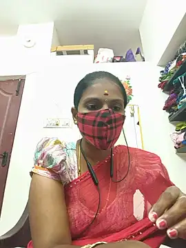 Snapshot of Tamil_Yalini12 chatting on 07/23/26, 04:27 Tamil Yalini12 online show from 07/23/26, 04:27