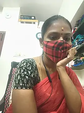 Snapshot of Tamil_Yalini12 chatting on 07/25/26, 01:04 Tamil Yalini12 online show from 07/25/26, 01:04