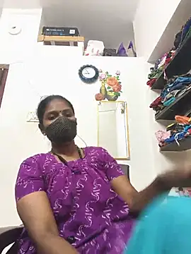 Snapshot of Tamil_Yalini12 chatting on 07/27/26, 03:24 Tamil Yalini12 online show from 07/27/26, 03:24