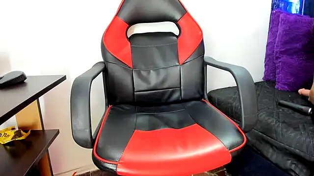 sharlotte ms online show from 10/27/25, 08:02