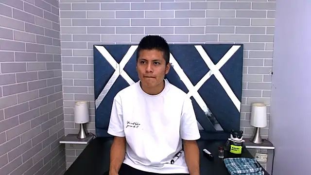 marcus hans  online show from 11/20/25, 07:24