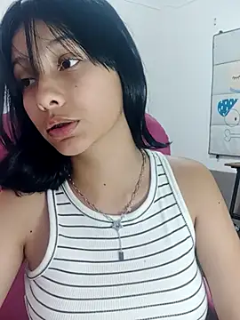 xoxo milk online show from 03/11/26, 07:53