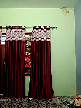 School medam online show from 10/28/25, 11:14