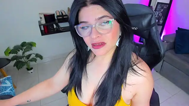 Miel 82 online show from 09/26/25, 11:14