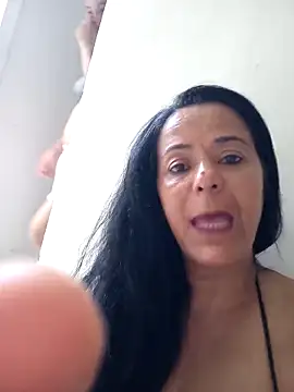 lucineia7 online show from 04/07/26, 06:41