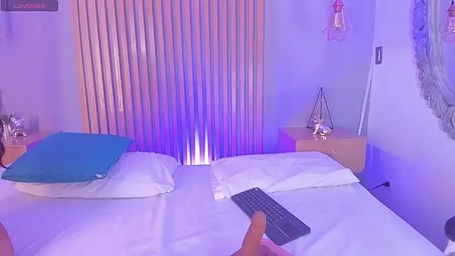 miia blaze online show from 04/01/26, 11:44