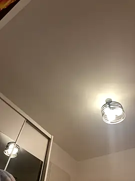 Giullyaxx online show from 09/20/25, 10:44