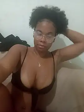 PrettahSantos online show from 12/04/25, 06:49