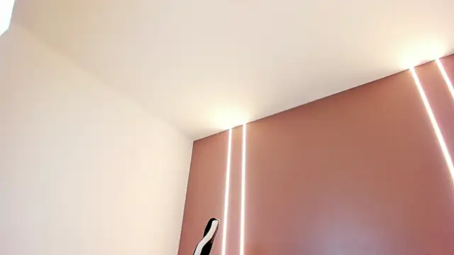 zoee zi online show from 03/25/26, 09:10