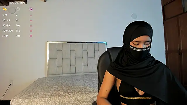 kalila latif online show from 09/24/25, 02:48