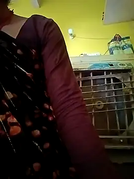 Snapshot of barsha27a chatting on 09/22/25, 08:38 barsha27a online show from 09/22/25, 08:38