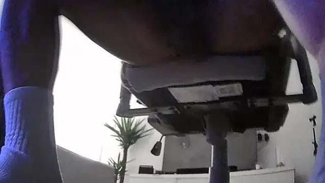 Snapshot of GymKing99 chatting on 10/15/25, 08:42 GymKing99 online show from 10/15/25, 08:42