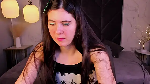 Amy Sparkle online show from 11/05/25, 02:17