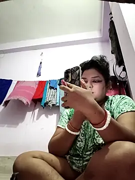 Deborbhavi222 online show from 04/17/26, 07:17