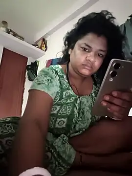 Snapshot of Deborbhavi222 chatting on 05/16/26, 10:58 Deborbhavi222 online show from 05/16/26, 10:58