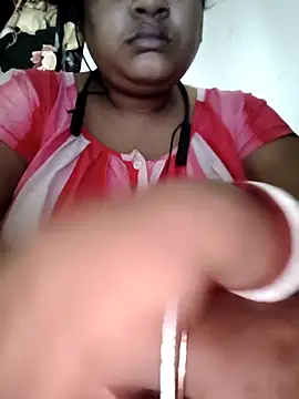 Snapshot of Deborbhavi222 chatting on 05/17/26, 01:47 Deborbhavi222 online show from 05/17/26, 01:47