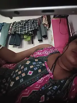 Snapshot of Deborbhavi222 chatting on 05/23/26, 09:02 Deborbhavi222 online show from 05/23/26, 09:02