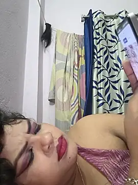 Snapshot of Deborbhavi222 chatting on 06/04/26, 03:07 Deborbhavi222 online show from 06/04/26, 03:07
