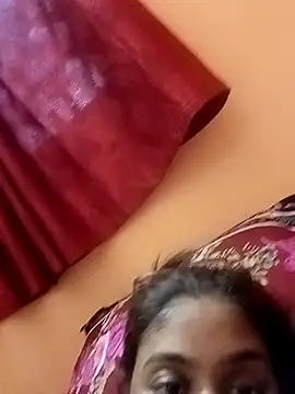 Snapshot of felito99 chatting on 10/18/25, 10:05 felito99 online show from 10/18/25, 10:05