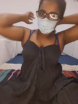 Snapshot of sexybolegirl chatting on 06/16/26, 04:42 sexybolegirl online show from 06/16/26, 04:42