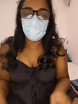Snapshot of sexybolegirl chatting on 07/05/26, 04:36 sexybolegirl online show from 07/05/26, 04:36