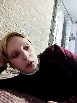 Ponka2011 online show from 10/14/25, 05:19