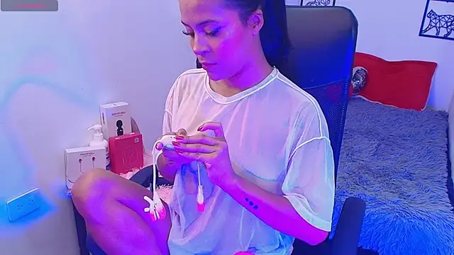 Natty Reyes online show from 10/29/25, 06:42