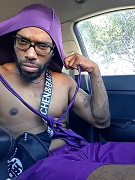 214KingLonggg online show from 03/12/26, 09:54