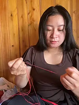 violet-00 online show from 10/10/25, 05:06