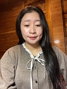 violet-00 online show from 12/22/25, 01:46