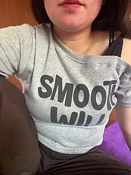 violet-00 online show from 05/24/26, 06:18