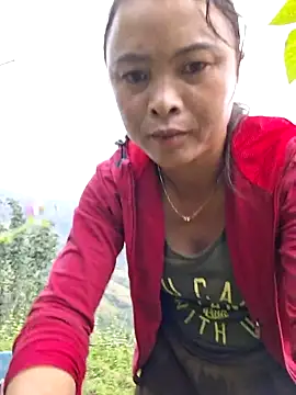 xuxulovezz online show from 10/03/25, 12:51