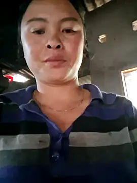 xuxulovezz online show from 11/10/25, 05:28