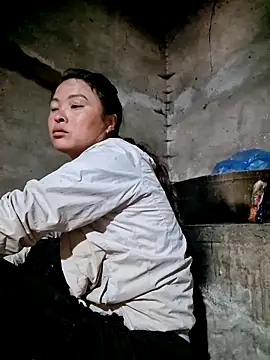 xuxulovezz online show from 02/12/26, 04:40