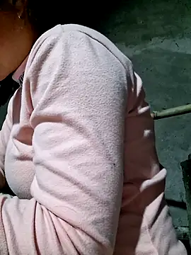 xuxulovezz online show from 03/08/26, 01:36