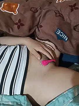 Snapshot of Suny_babyy chatting on 06/26/26, 10:25 Suny babyy online show from 06/26/26, 10:25