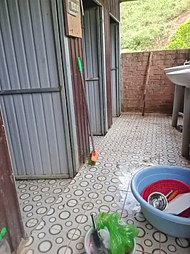 Helen-Tran online show from 11/25/25, 06:02