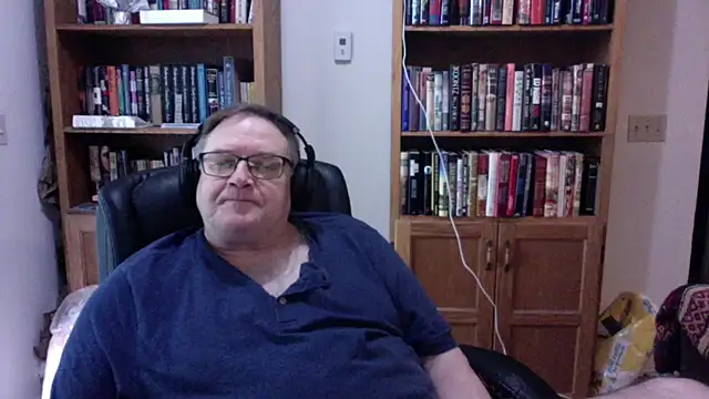 Vinyl22xh online show from 06/23/26, 12:30