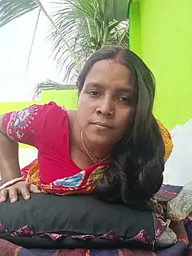 reya743 online show from 02/19/26, 09:49